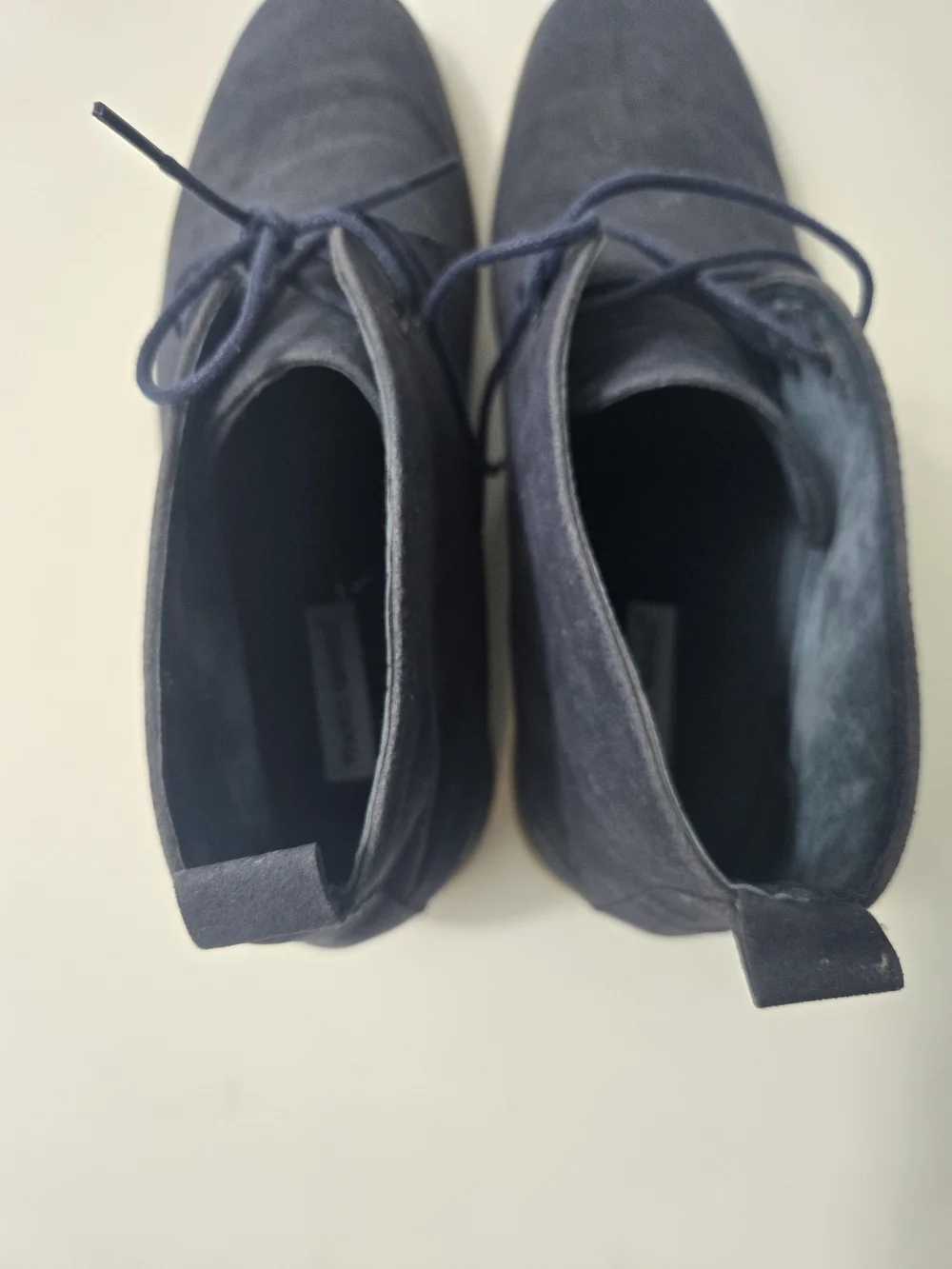 Men's Navy Suede Chukka Boots - Sleek Lace-Up Comfort - Size 13